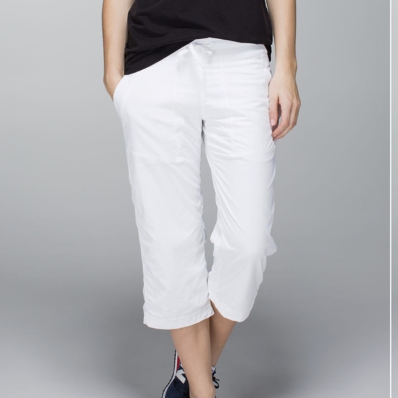lululemon athletica Pants - Lululemon Studio Crop *Liner White like new